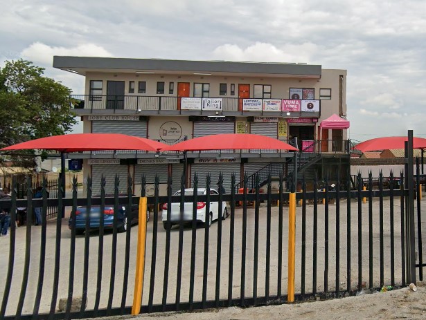 Studio Apartment Near Alexandra Mall